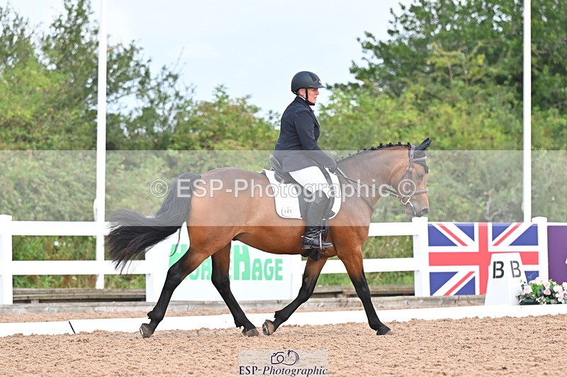 240817A-102207-07757 - 145-Carolyn.Gale-Newtown.Ringo