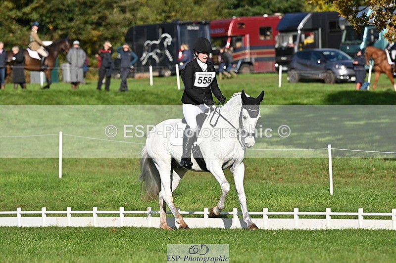 251024A-103950-08406 - G-558-Chloe.Chamulewicz