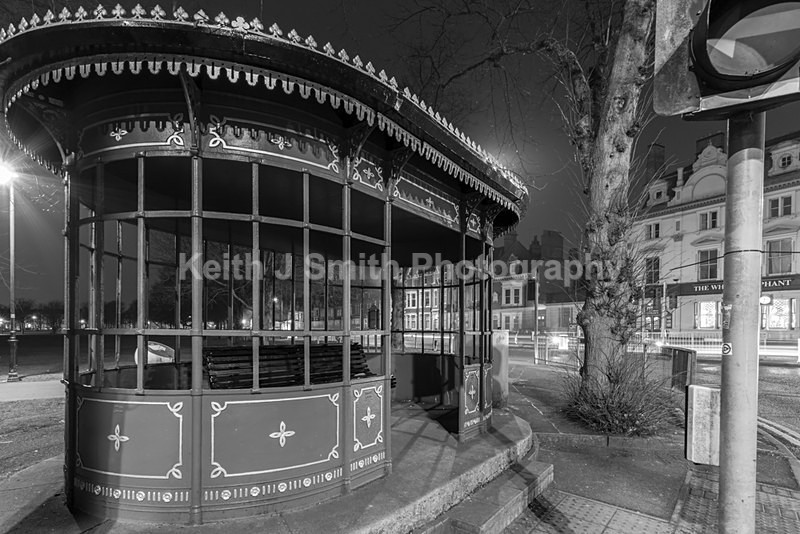 1SKJ3178 - While your were sleeping