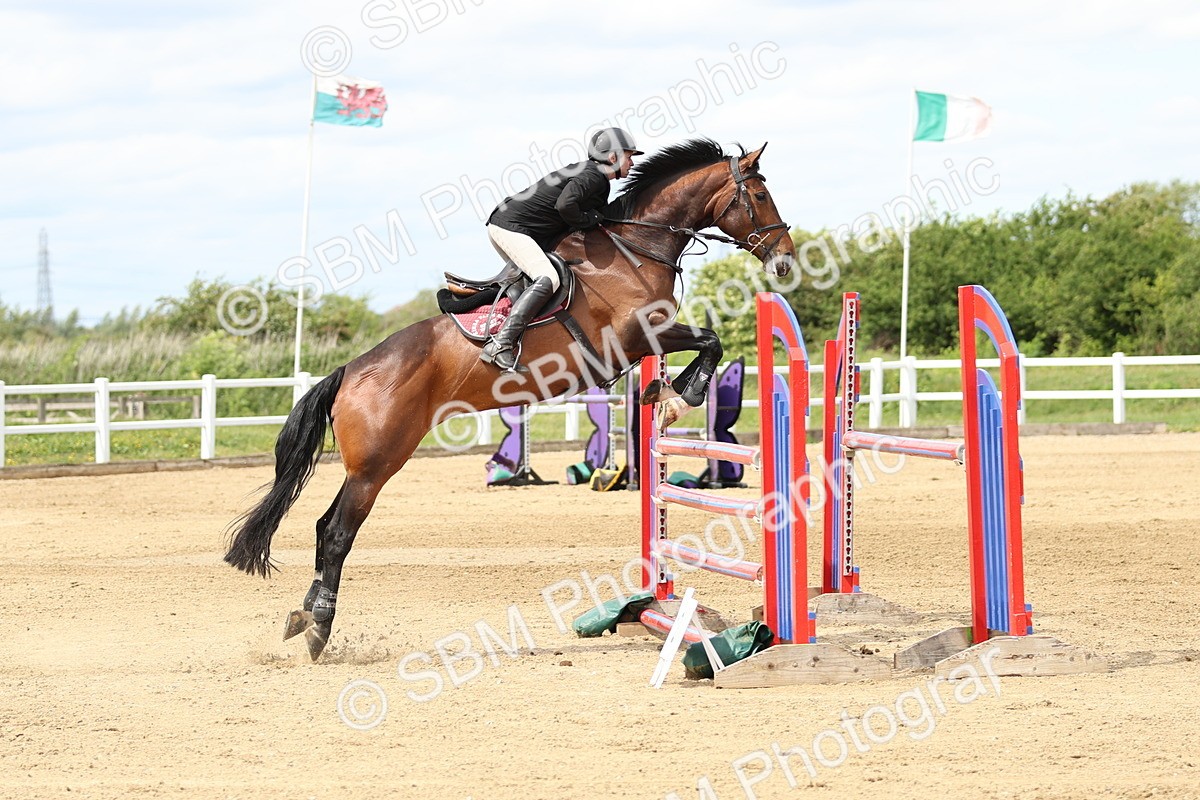 SBM_001135 - Class 4 - Senior Newcomers - 1.10m