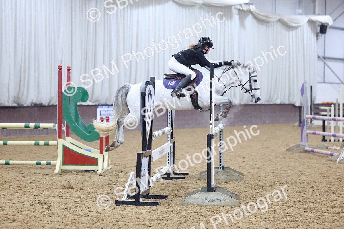 SBM_003199 - Class 11 - Blue Chip Pony Newcomers - 1.00m Open