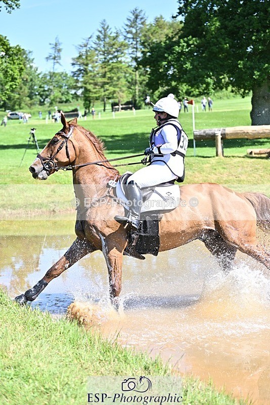 240525-105413-12118 - 322-CHILLI_KING-Gemma_Stevens