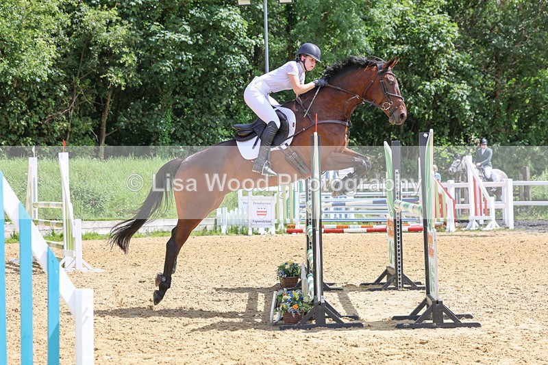 3E7A7382 - Class 8: Senior Newcomers/1.10m open