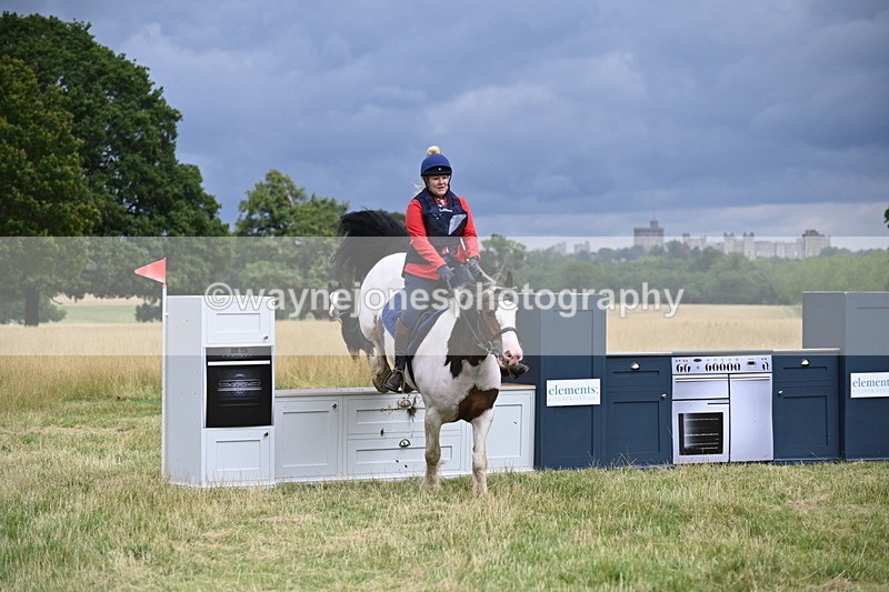 WJ6_2742 - Time at Jump 11:06 to 11:40