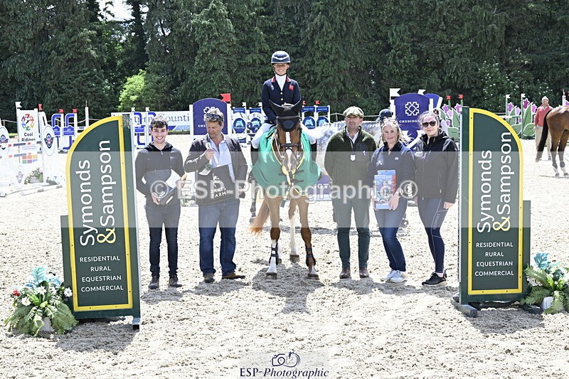 250525A-131931-17657 - Presentations Section B CCI 3 Star Long