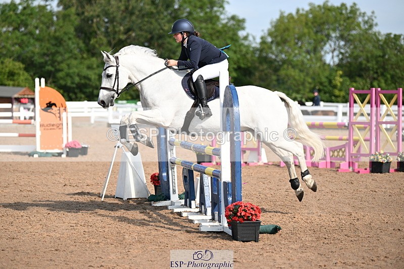 240802A-093839-03408 - Cls 21 A&B Brit Nov & 90cm Open