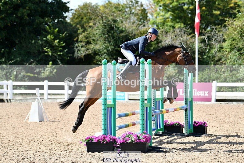 240913A-120700-04020 - Cls 22 85cm Amateur Qualifier