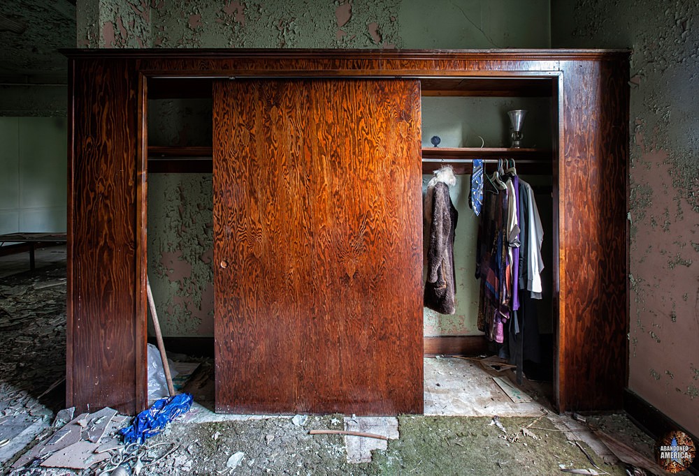  - Abandoned Churches