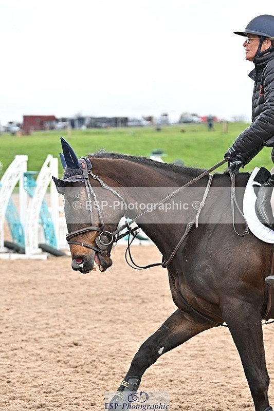 250414-113616-00599 - 90cm Round 1