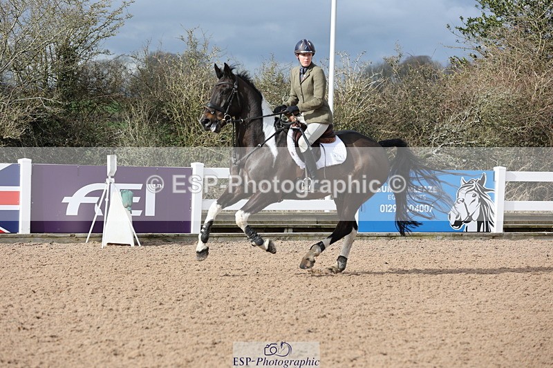 240223A-120846-01103 - Cls 4 Snr 1.05m Open