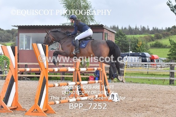 BPP_7252 - CLASS 5 Senior Foxhunter/ 1.20m Open
