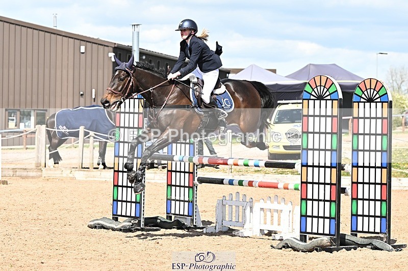 250416-132212-01042 - Cls 4 Newcomers and 1.10m