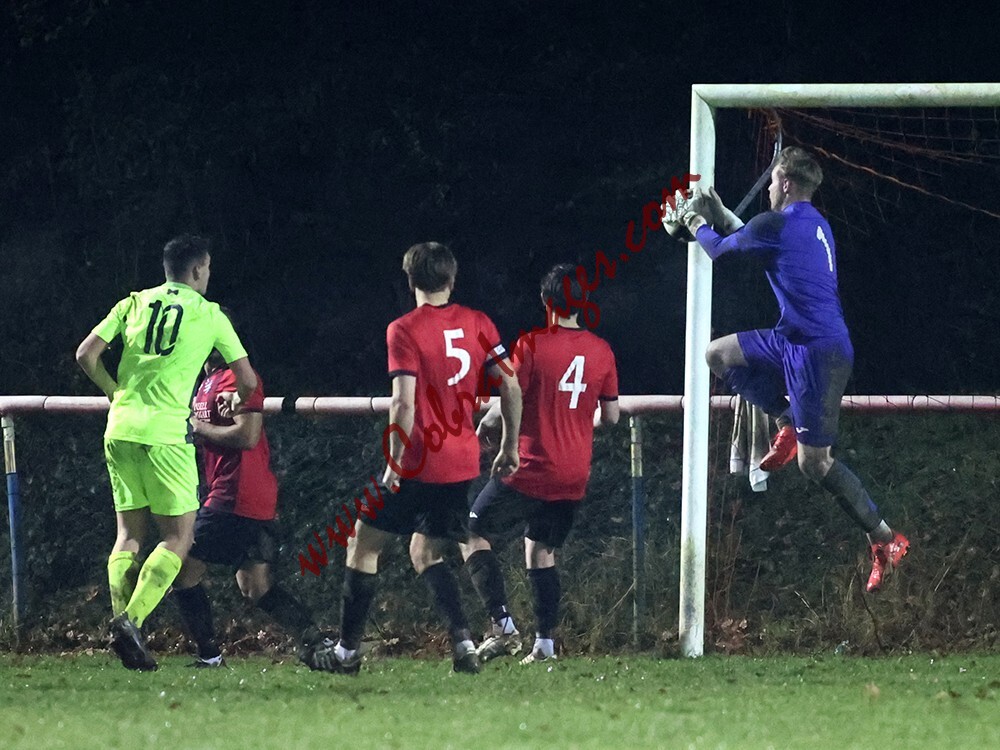 0306_0J5A0318_R3 - AFC Uckfield Town v. Bexhill United