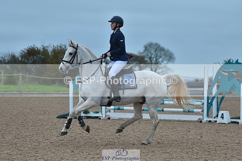 231119A-095258-04456 - Sun Cls 17+18 Club and Schools 70cm