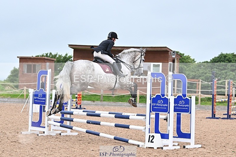 240813-180833-00595 - Classes 5 A&B & 6 80cm