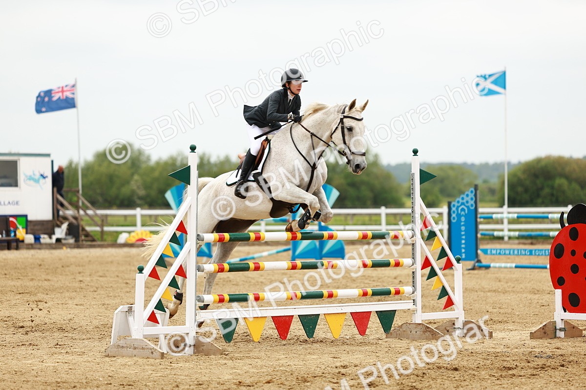 SBM_001093 - Class 5 - Senior Foxhunters - 1.20m
