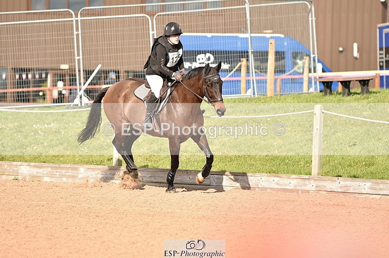 240303A-110830-00067 - 70cm