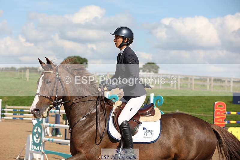 230915A-144911-02771 - Cls 5 National 1.40m