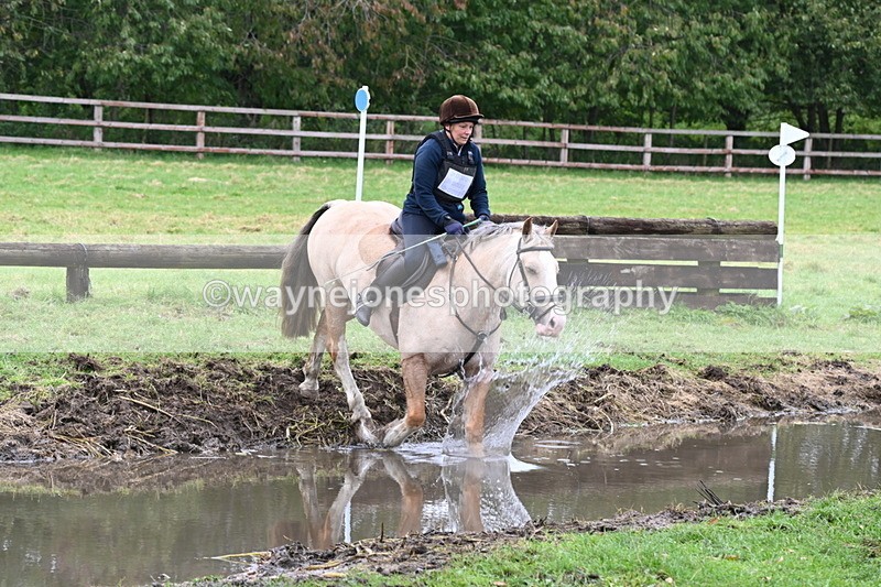 WJ6_6572 - Time at Photographer 12:41 to 13:05