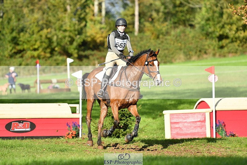 251025A-152146-21806 - G-563-Kirstin.Elisa.Evans