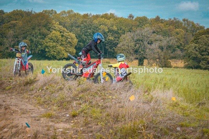 DSCF0288 - Ripon MC Trial 27/09- kids