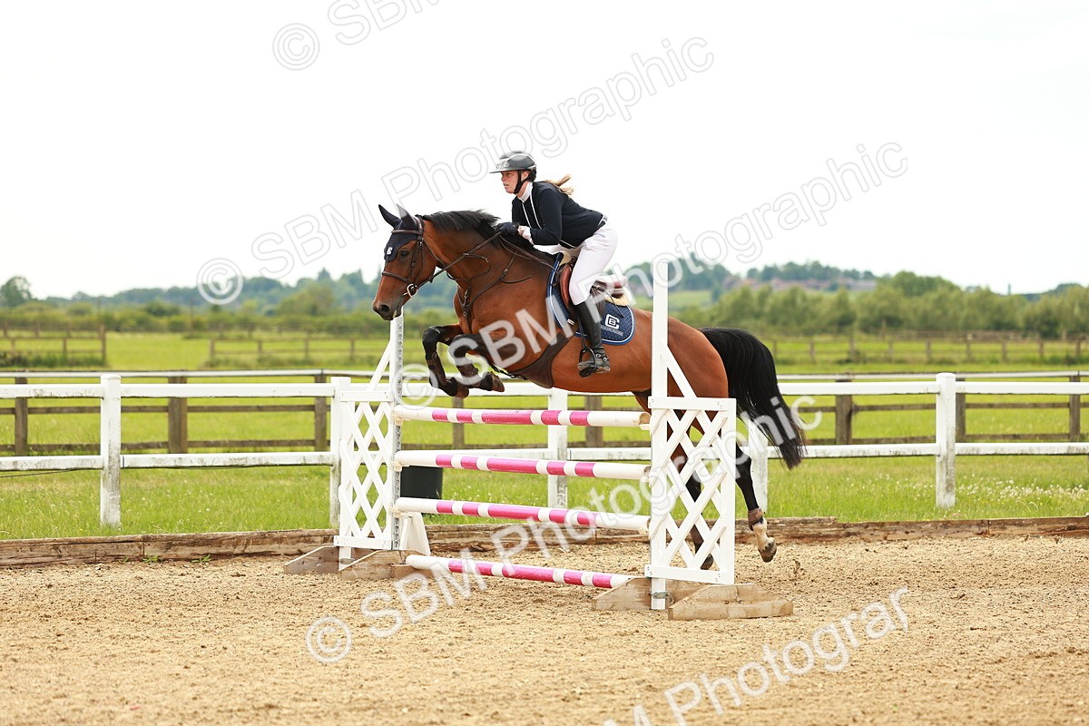 SBM_002124 - Class 4 - Senior Newcomers - 1.10m