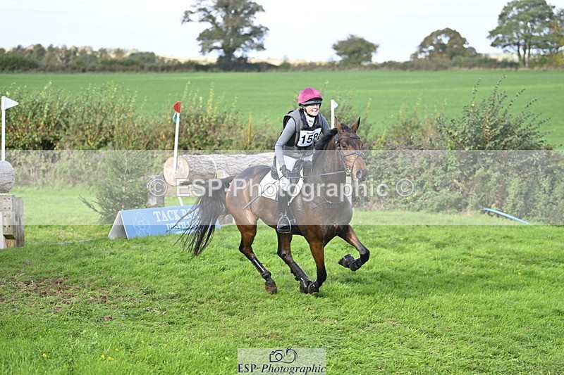 251024A-131720-11432 - B-158-Hannah.Hobhouse