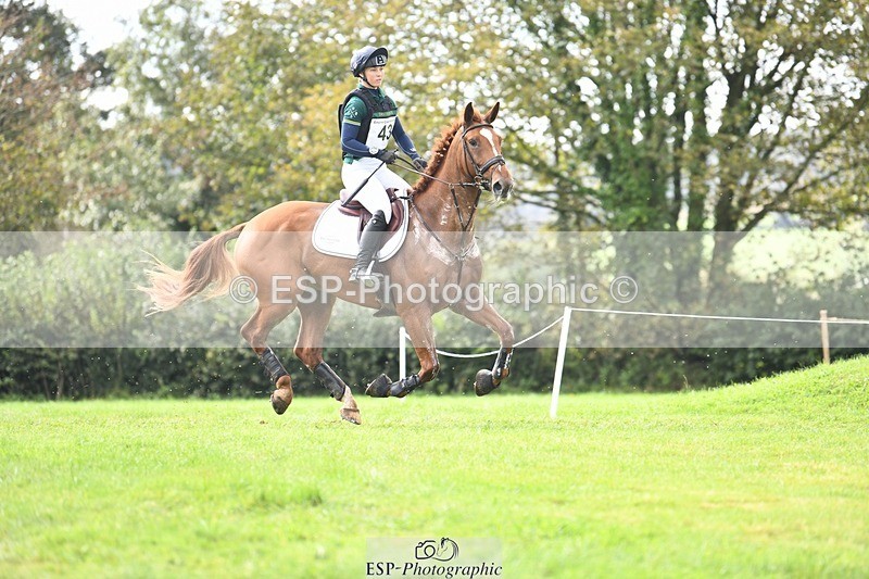 231020-124318-08591 - 043-OTTENTIK.NOBILITY-Dani.Evans-XC