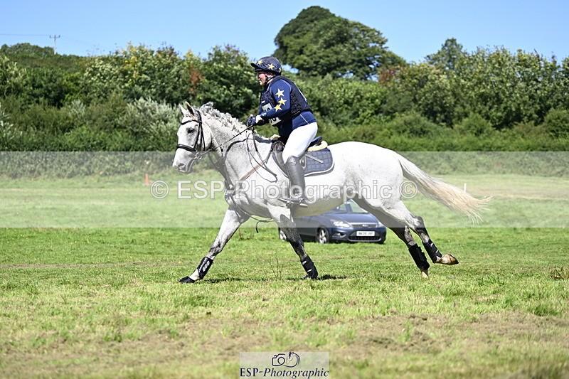 240811A-135930-04417 - 158-