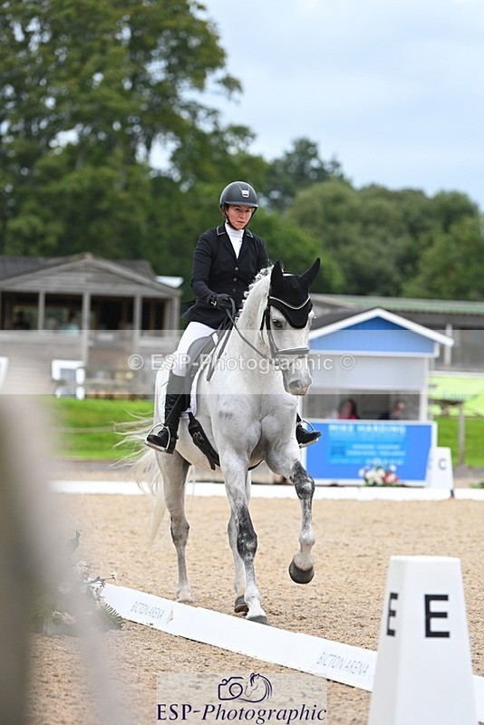 230813-174924-08749 - Cls 14 Medium Silver 16.45 to End