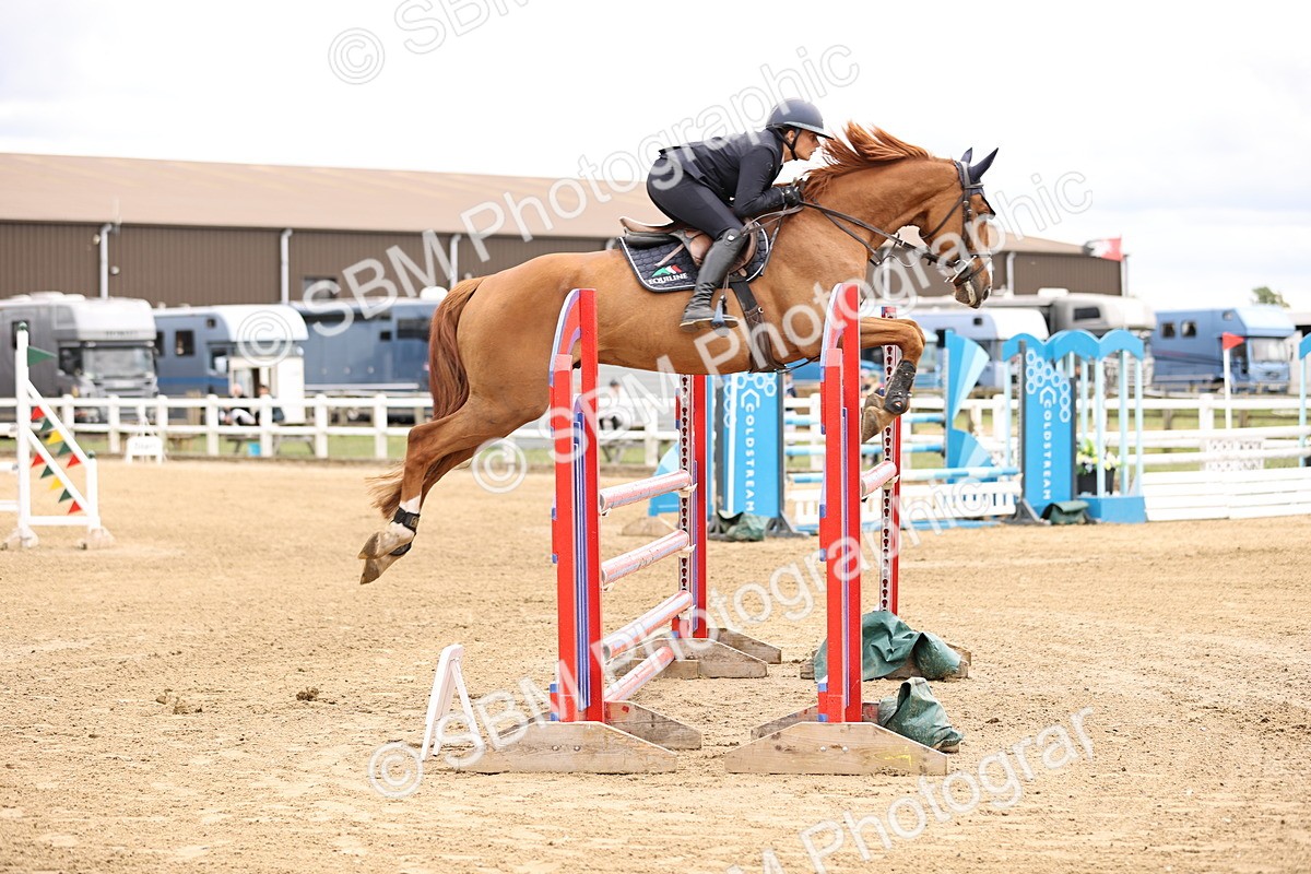 SBM_002930 - Class 11 - Senior Newcomers - 1.10m