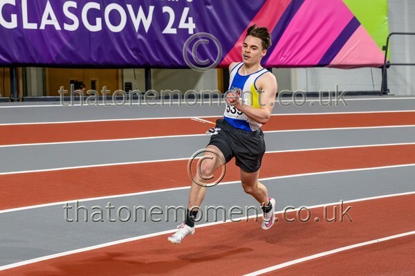 SeniorInd25-917457 - Track Male Set One