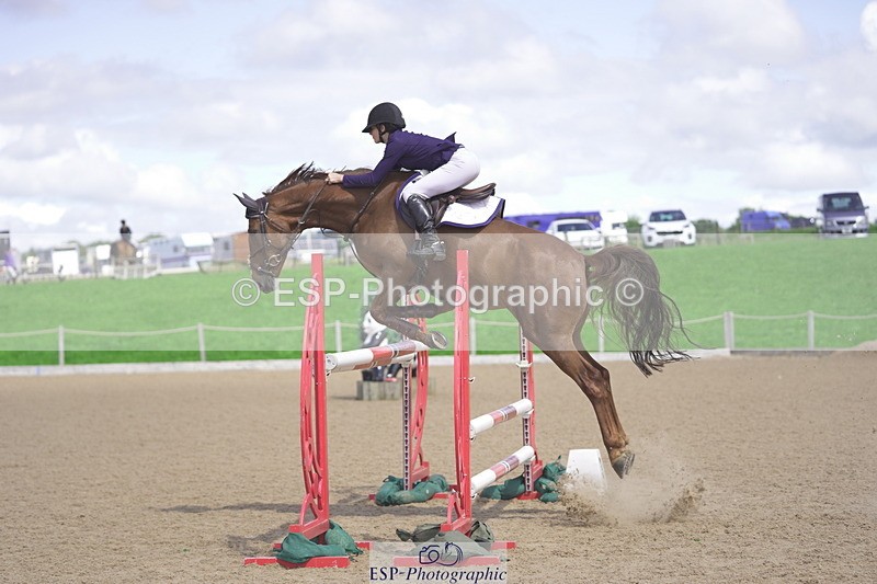 230806A-123918-02028 - Cls 14 Snr Foxhunter & 1.20m Open