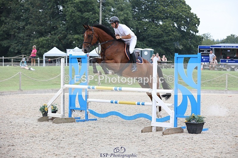 230908-174109-03438 - Cls 9 Snr Newcomers & 1.10m Open