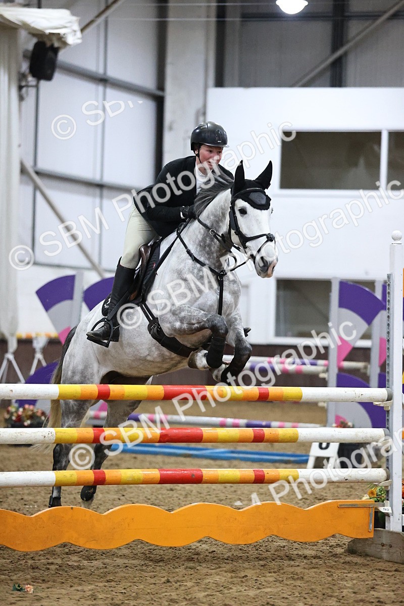 SBM_2580 - Class 9 - Senior Newcomers/ 1.10m Open