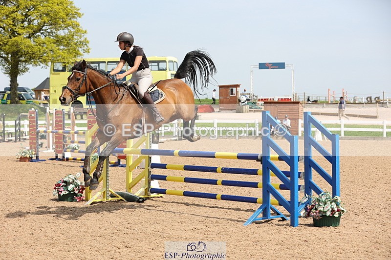 240510A-142026-07588 - Cls 17 1.05m National Am Quali