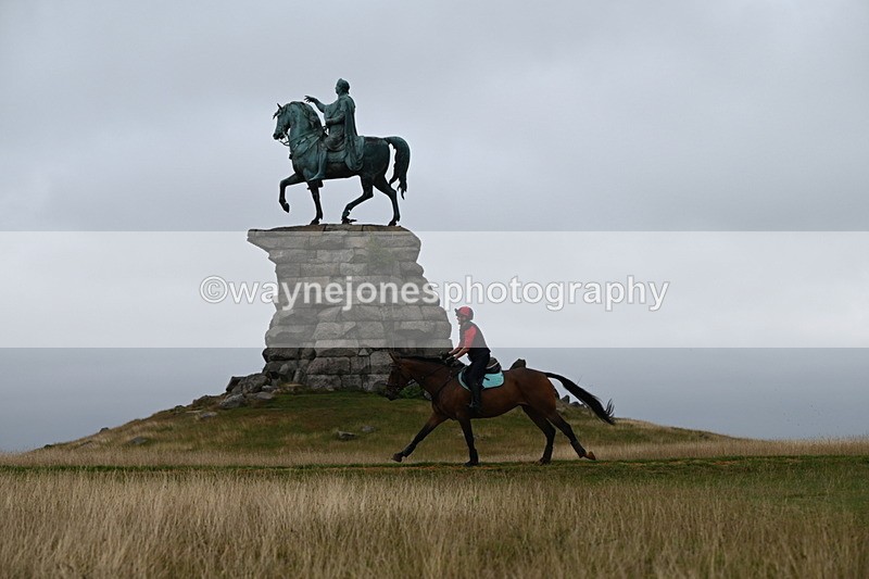 DSC_0472 - Time at Statue 09:51 to 10:54