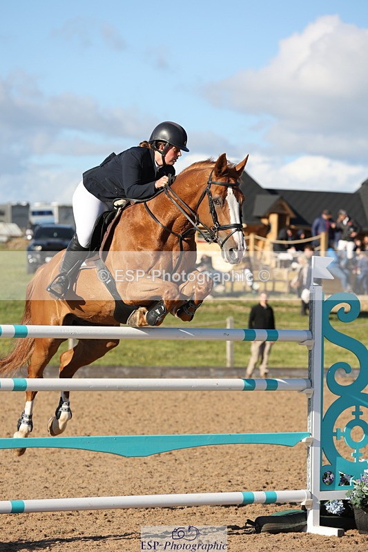 240419A-174454-09972 - Cls 10, 2 Star Big Tour 145cm  Break to End