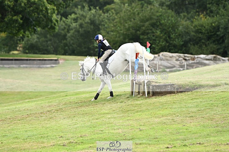 240825X-102922-31115 - 70cm XC 10.00 to 11.00