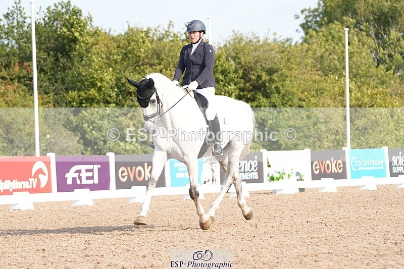 250817-093206-07557 - 122-Stacey.BlunnDiamond.Bobby