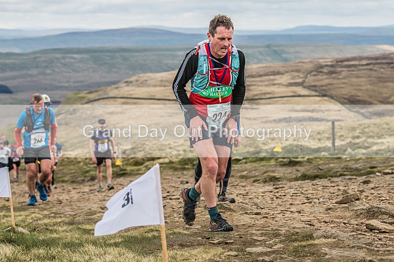 3 Peaks-837 - The 3 Peaks Race Saturday 27th April 2024