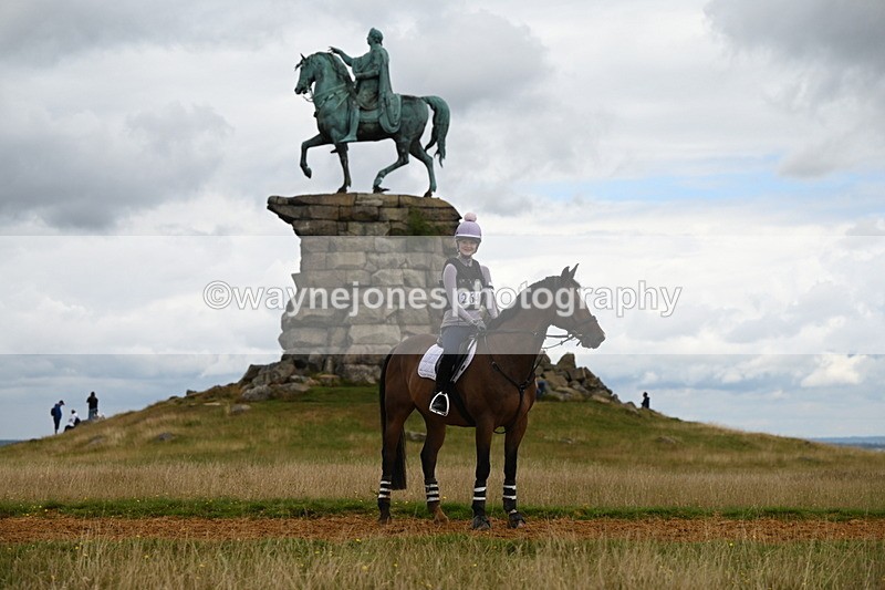 DSC_7237 - Time at Statue 12:45 to 13:15