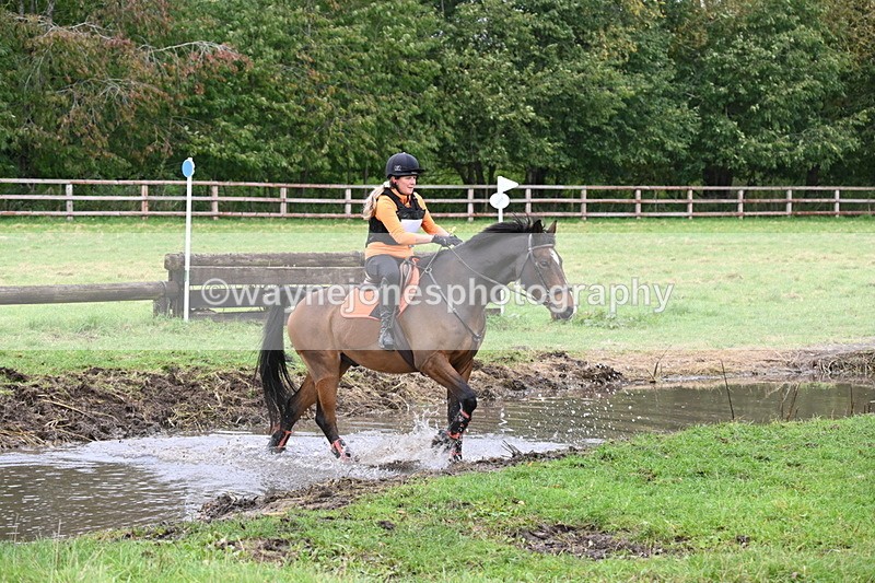 WJ6_6042 - Time at Photographer 12:41 to 13:05