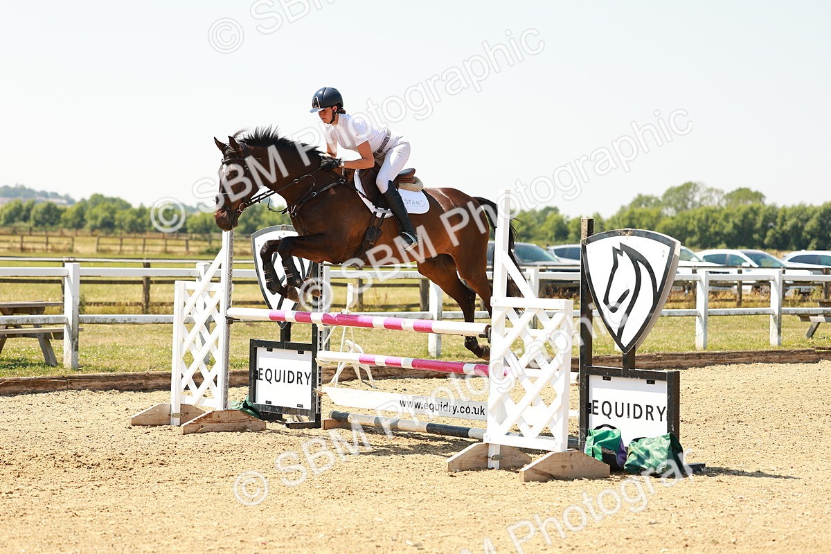 SBM_001487 - Class 4 - Senior Newcomers - 1.10m