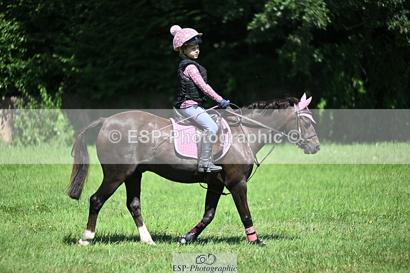 240729B-141628-02679 - Abbie's Group XC