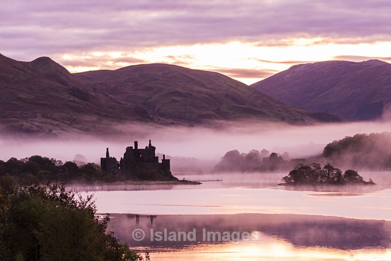 Kilchurn as the Sunrises - Kilchurn Castle