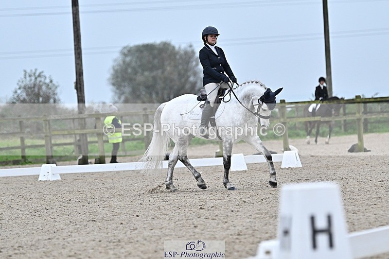 241103-144605-02626 - Novice 1 - 14.44 to 16.08