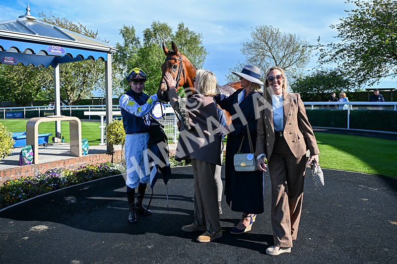 120526-Race 6-Ciao Capo-9338 - Race 6 5.10pm Racing Welfare Supporting Mental Health Handicap