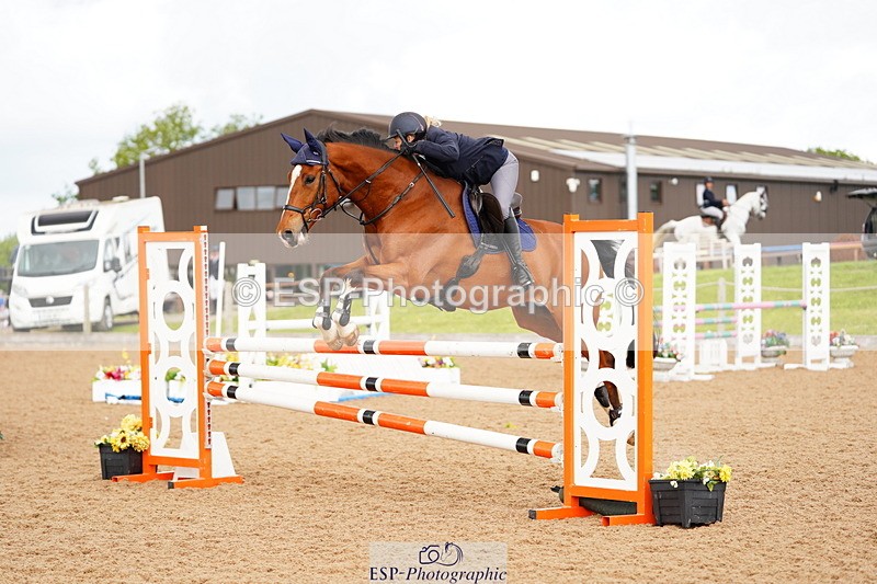 240526A-111410-07768 - Cls 26 Chard Equ 1.05m and 1.10m Grand Prix