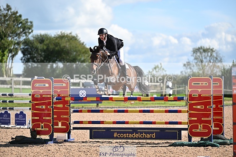 250924-140926-00536 - Cls 6 Foxhunter and 1.20m Open